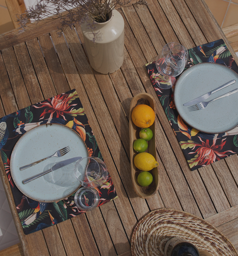 Table setting with plates and fruit